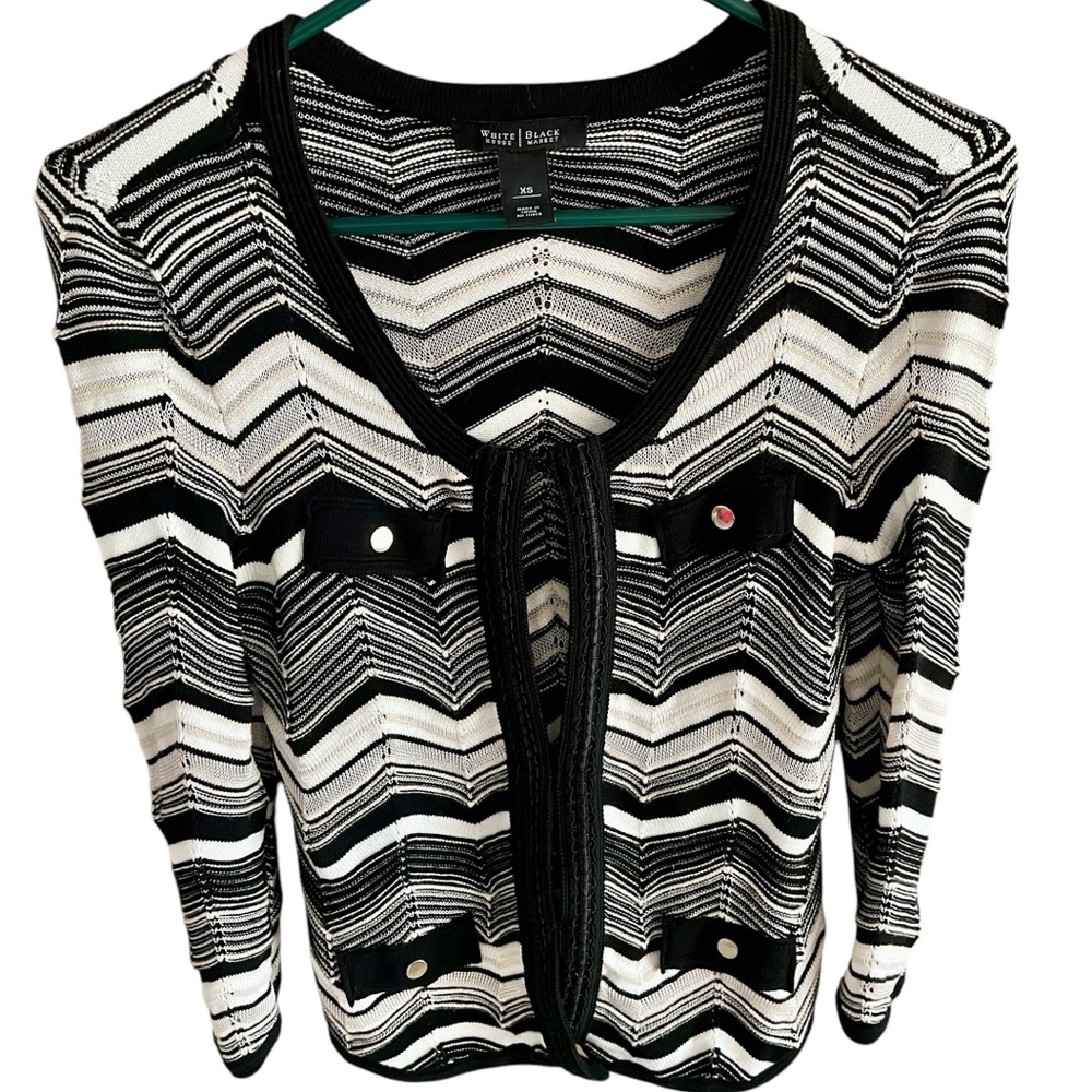White House Black Market Chevron Cardigan - Picture 3 of 10